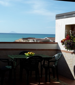 Mare Blu Con Terrazzo Vista Mare